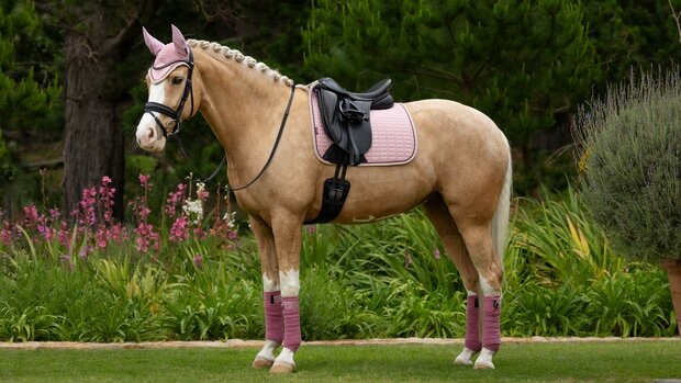 LeMieux Suede Dressage Zadeldek Blossom